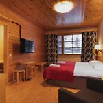 Levi Hotel Spa 4*