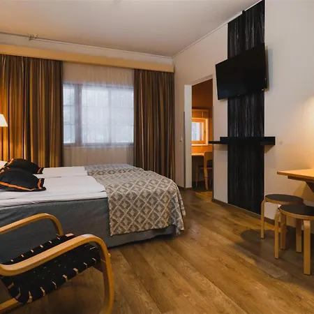 מלון Levi Hotel Spa 4*