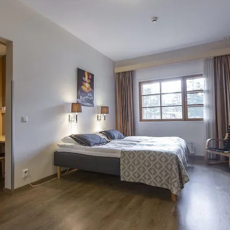 Levi Hotel Spa 4* לוי