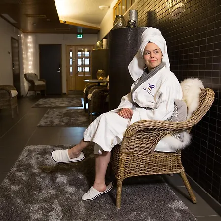 Levi Hotel Spa 4* לוי